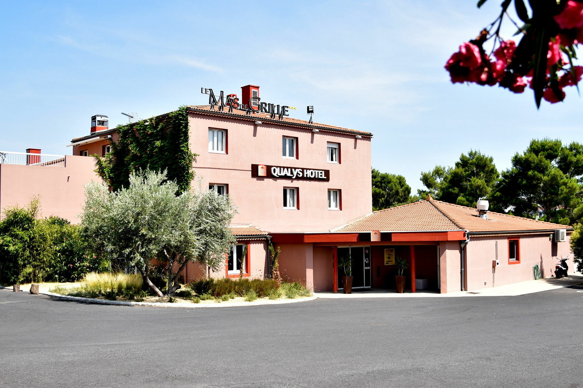 Hotel The Originals City, Le Mas De Grille, Montpellier Sud Saint-Jean-de-Védas Exterior foto